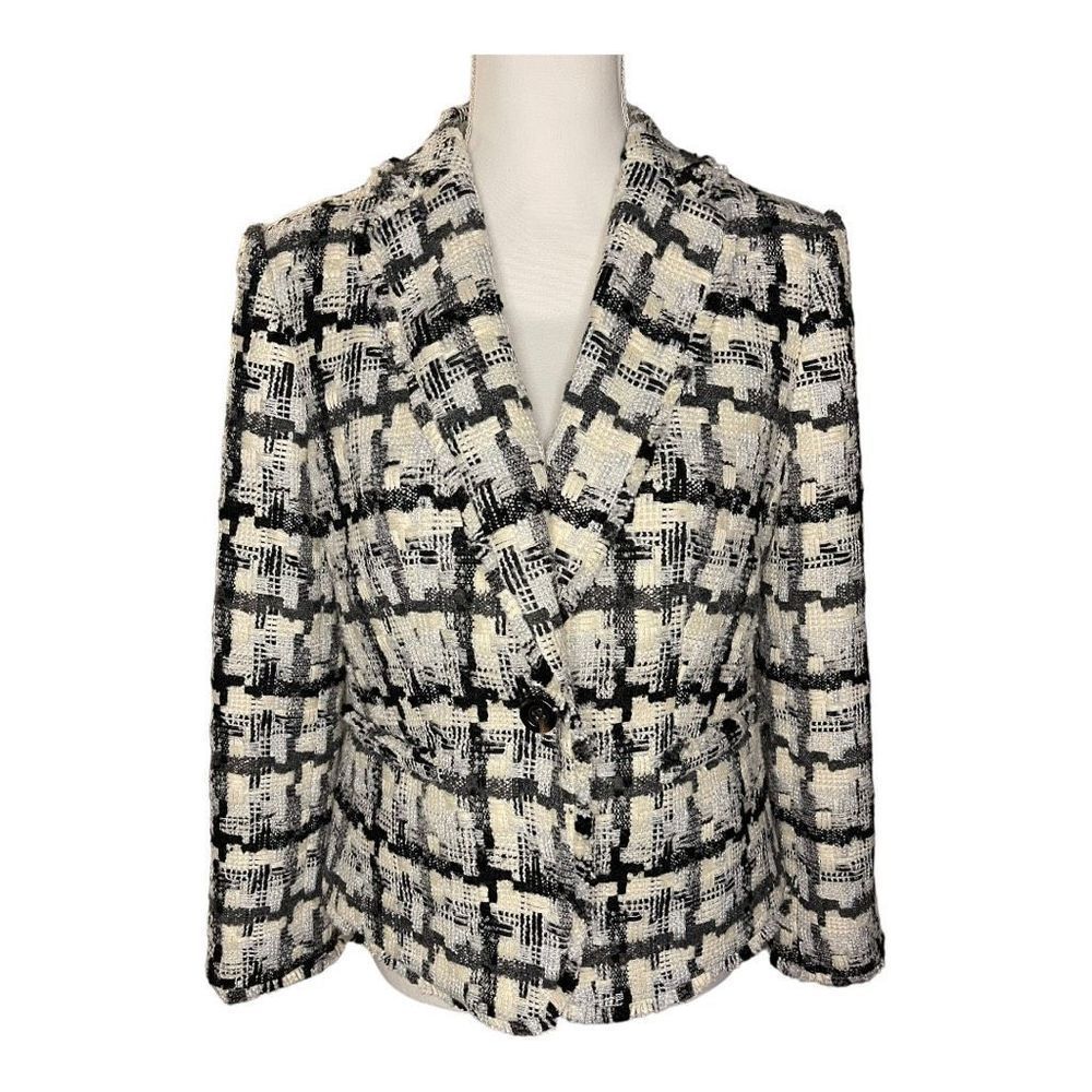 EUC Ann Taylor Women’s Size 4 The Fringed Newbury Blazer in Tweed
